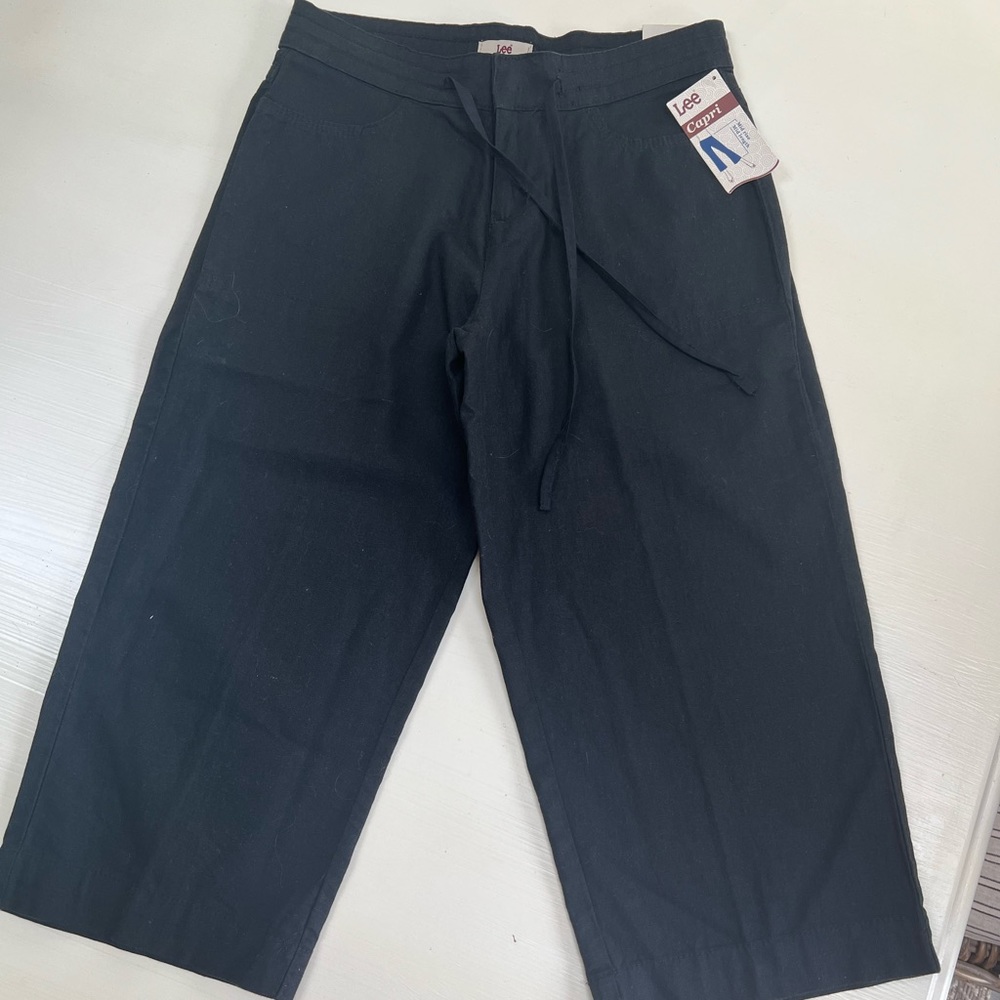 Lee Mid-rise Mid-length Wide Leg pants